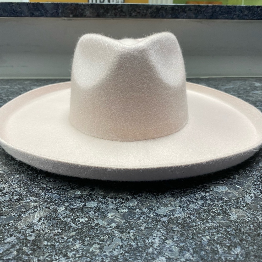 Stylish Pink Wide-Brim Hat